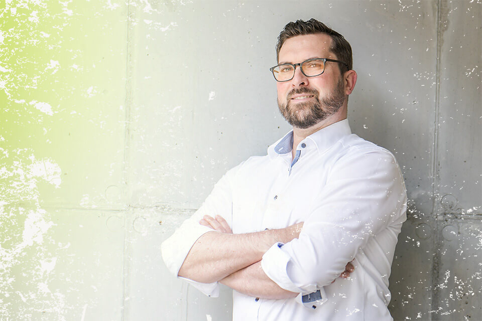 Portraitfoto von Felix Bischoff